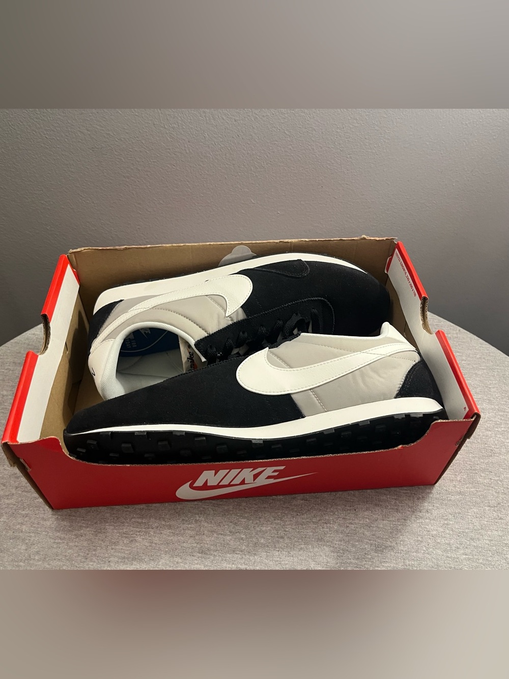 Nike Pre Montreal '17 Black Sail Pale Grey Men's Shoes Size 11.5 898031-001 - Picture 12 of 12